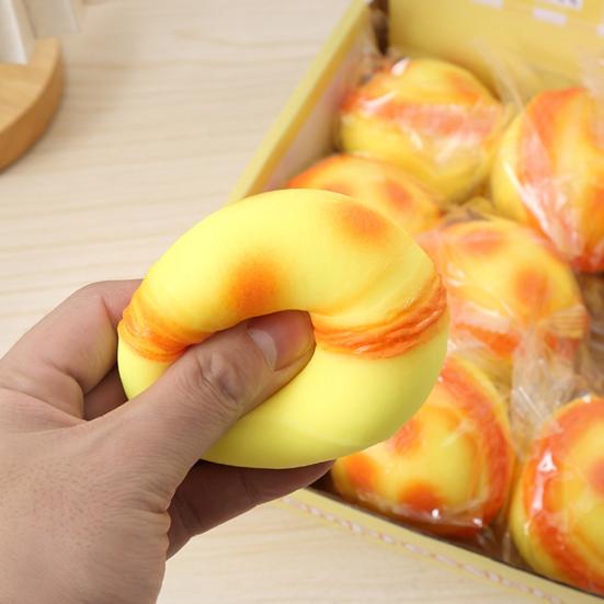 Simulation Egg Tart Squeeze Toy Slow Rising Egg Tart Stress Ball Toy Decompression Realistic Food Fidget Sensory Toy