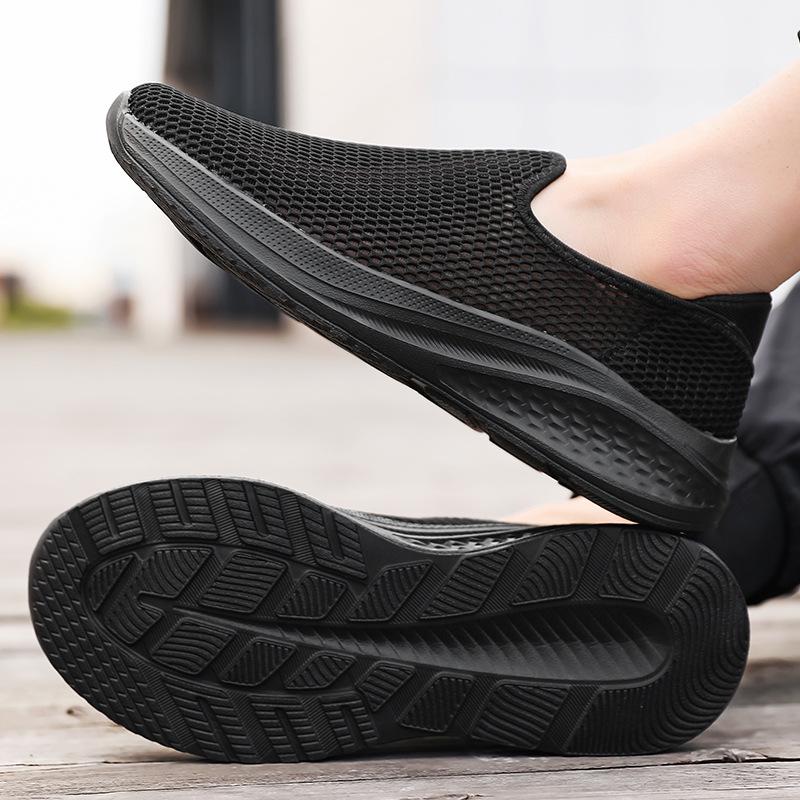 Herrskor, extra stora, sommar, mesh, slip-on sneakers, storlekar 46-48, svarta