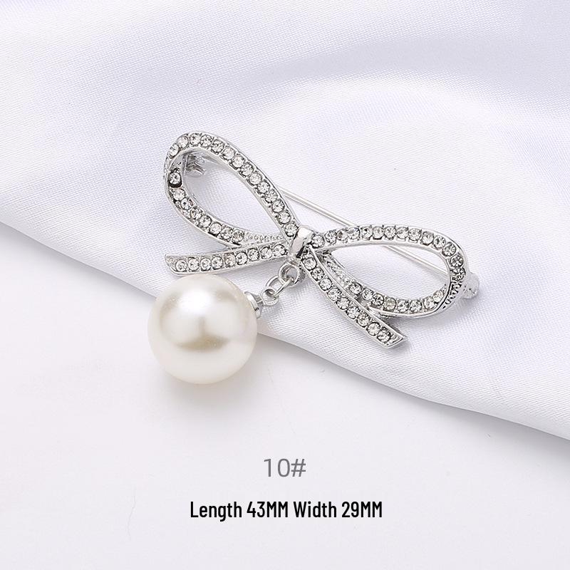 Elegant Pearl Brooch Pin for Clothes and Cardigans - Women's Accessory