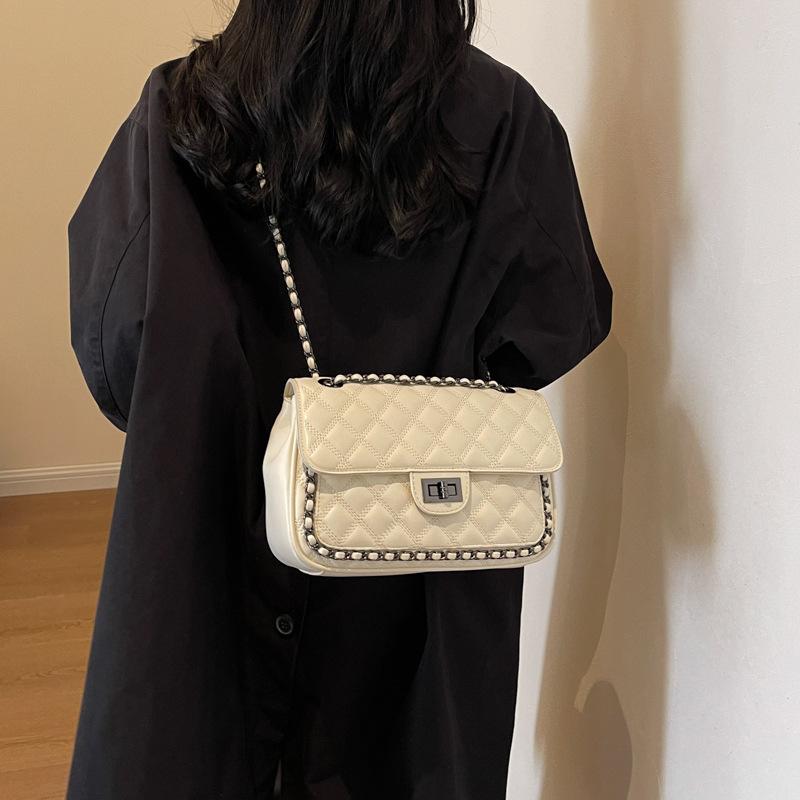 Temperament Simple Fashion Solid Color Chain Armpit Bag 2025 Spring New Versatile Messenger Bag Small Square Bag Women