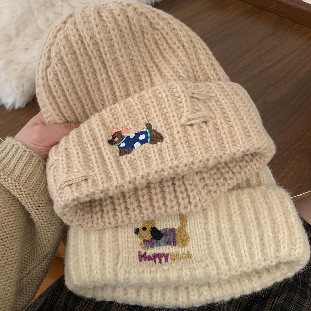 Korean version of cartoon puppy embroidery knitted hat female warm sweet cute versatile face small pullover hat tide