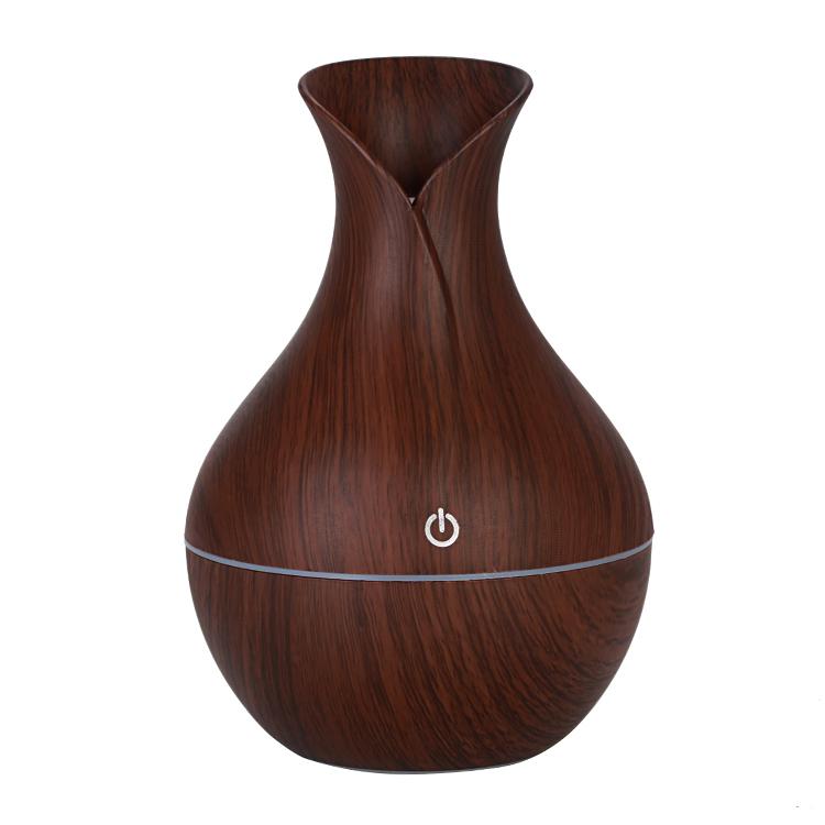 Hot Mini Portable Car Diffuser Essential Oil Car Scent Diffuser Machine Electric USB Aromatherapy Diffuser Humidifier Vase
