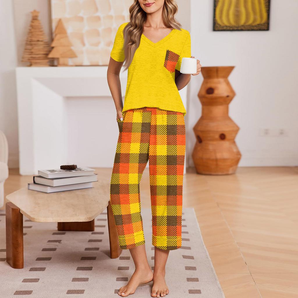 Women Casual Fashion Printed Round Neck Loose Short Sleeve T Shirt and Seven Quarter Pants Homewear Set Soft Comfortable Lightweight
