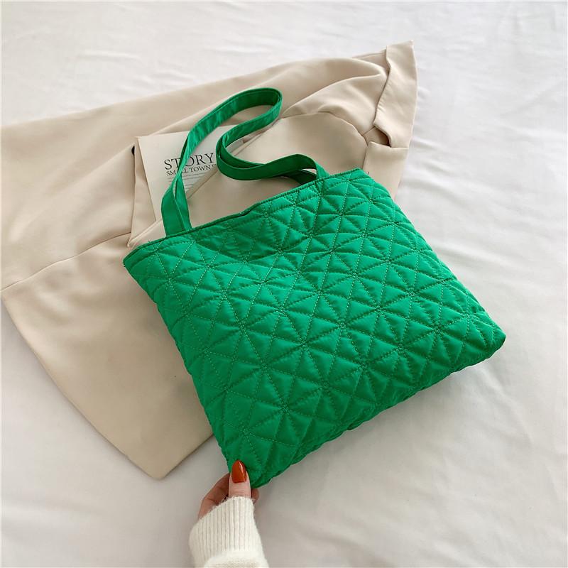 

Жіноча сумка великої місткості для моди та відпочинку, весна 2024, нова проста сумка-месенджер, сумка через плече, жіноча сумка зелений