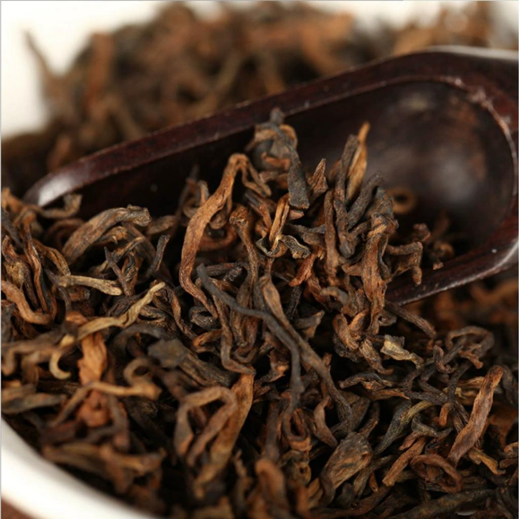 2018 Yunnan Pu'er Tea Menghai Ancient Tree Golden Bud Ripe Tea 500g