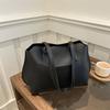 Trendy 2024 New Design Casual Shoulder Tote Bag Stylish Vintage Aesthetic Simplicity