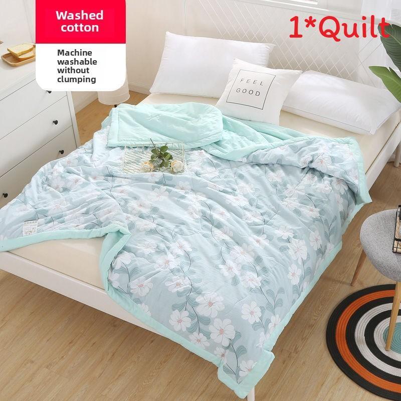 Strawberry Flower Summer Deer Print Quilt Bedding With Polyester Fill For Indoor