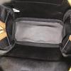 [Gebraucht] Klassische All-Over-Logo-Nieten Drei-in-Eins Beschichtetes Canvas Schulter-Crossbody-Rucksack - Gut #1F0KJKR