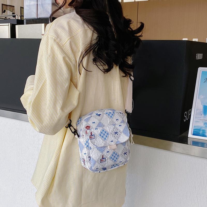 Floral Cloth Bag Women's 2025 New Cute Cartoon Versatile Small Satchel Literary Small Fresh Shoulder Bag