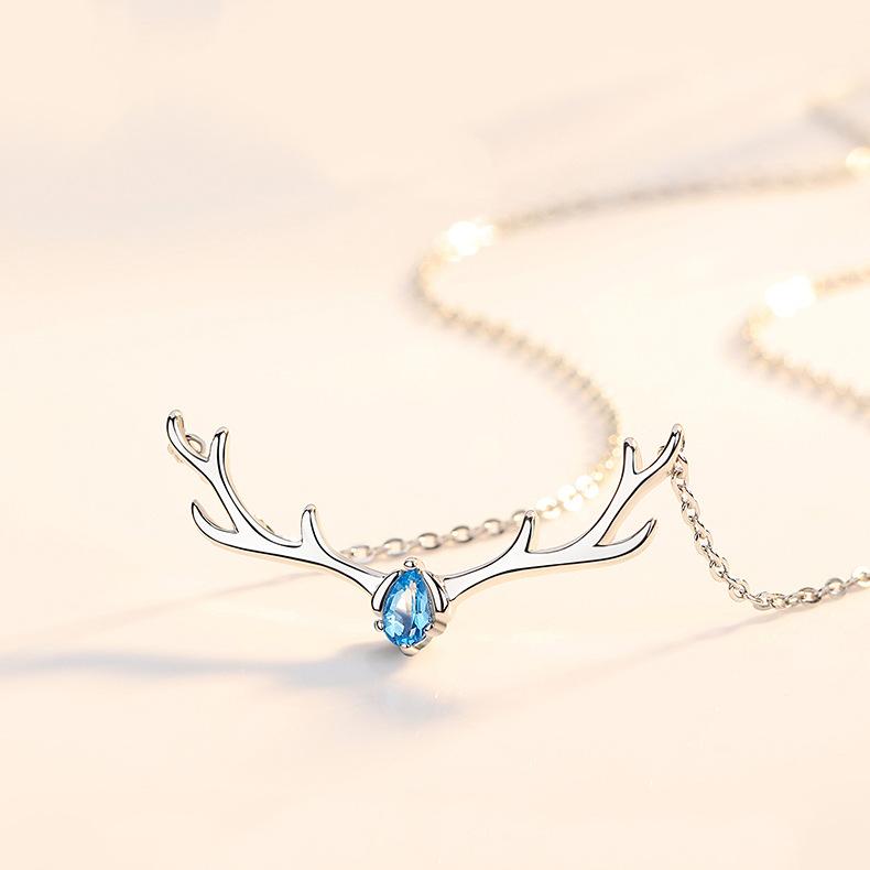 Yilu You Halskette Damen Trendy Schlüsselbein Kette Geweih Anhänger Weihnachtsgeschenk