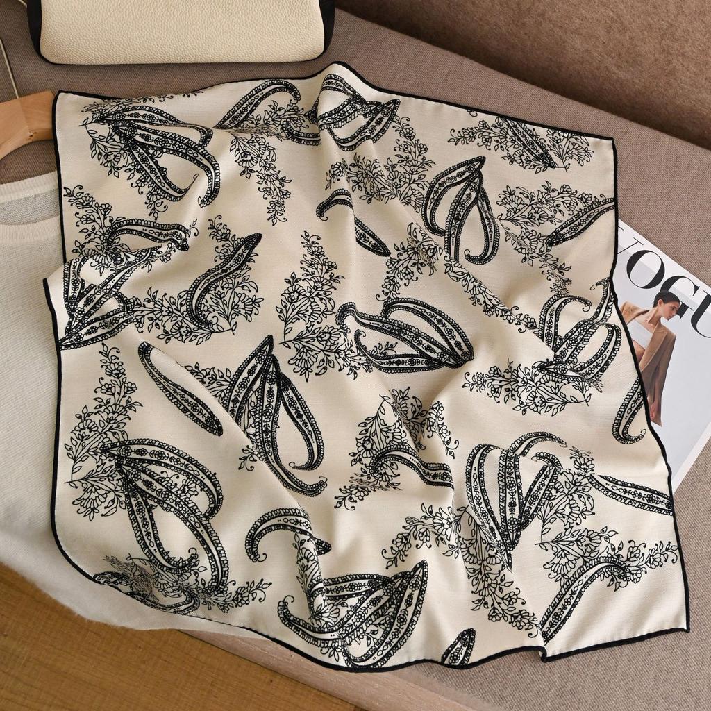 Light luxury retro silk silk scarf women's new autumn and winter warm silk wool square scarf versatile high-end silk wool shawl