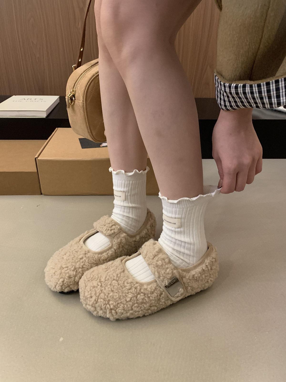 

One-word Mary Jane fluffy shoes, winter outer wear velvet warm single shoes, thick-soled gray Birkenstocks 40 абрикосовий
