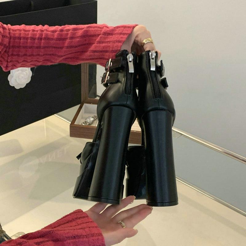 Mode Spitz Zehen Klobige Sandalen 2025 Frühling und Sommer Neu 14cm Schwarze Hohe Absätze Wasserdichte Plateau Damen Schuhe Show Einzelne Schuhe