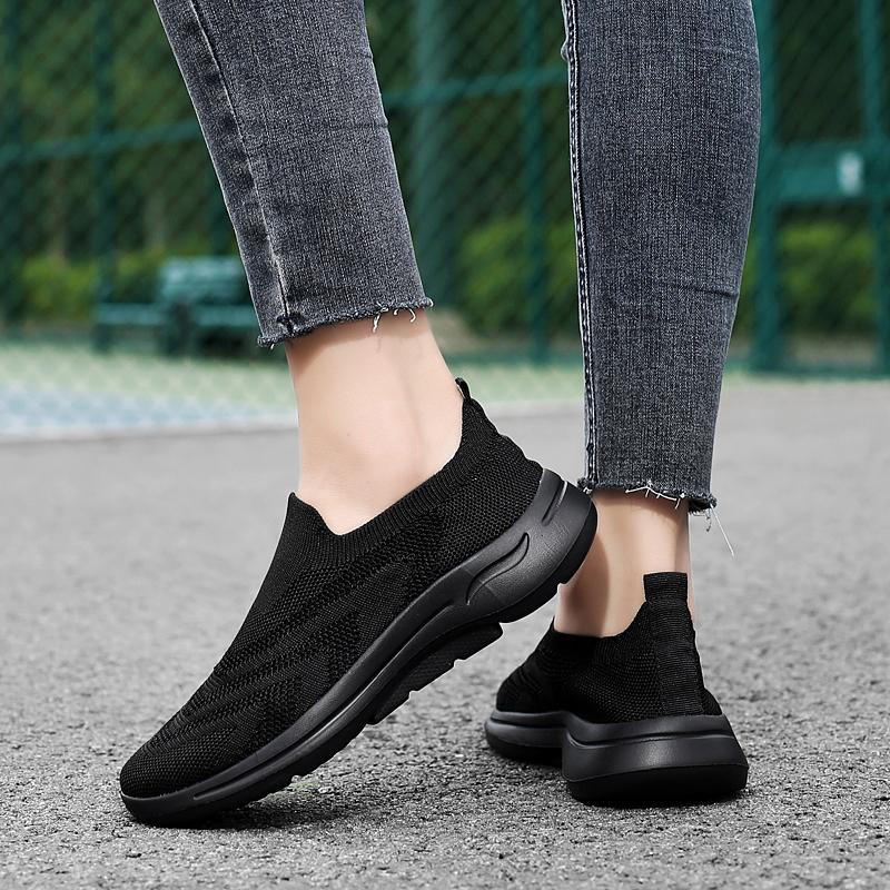 Women Casual Sports Shoes Breathable Summer Light Soft Sole Comfort Outdoor Running Shoes Fashion Student Mesh Plus Size Sneaker