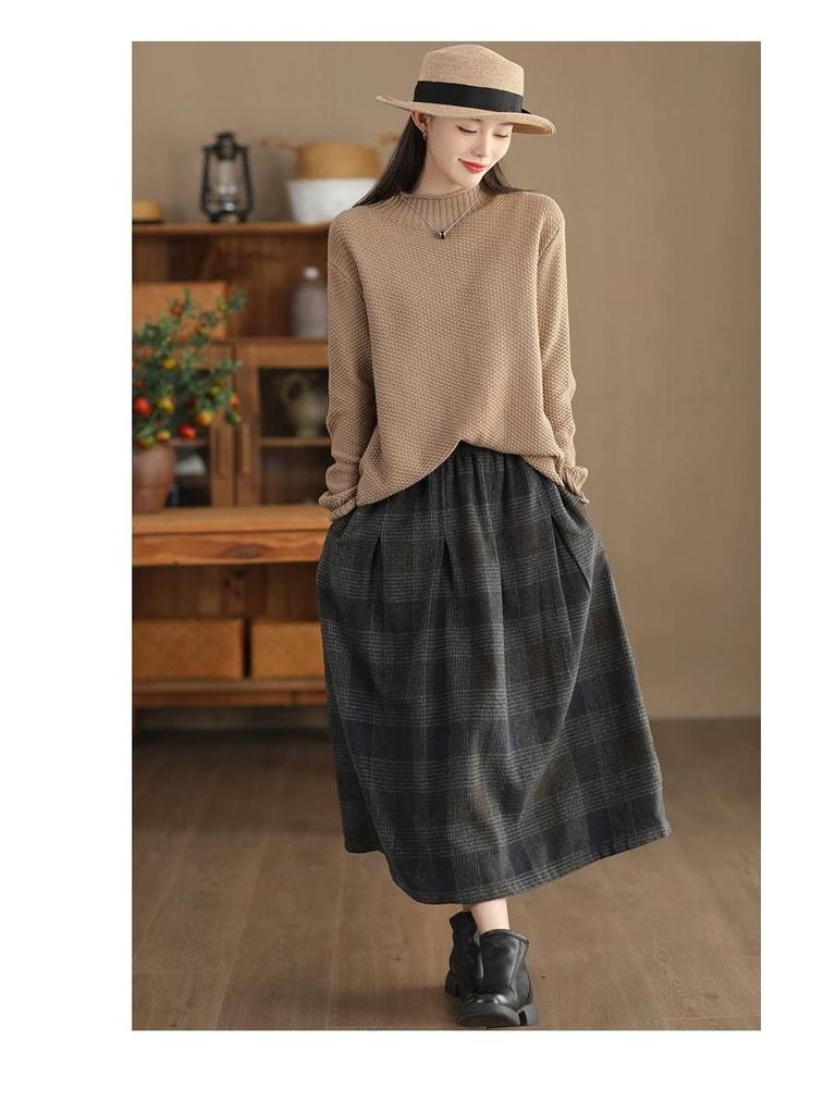 In-Stock Autumn 2025 Women's Warm A-line Woolen Plaid Mid-length Skirt