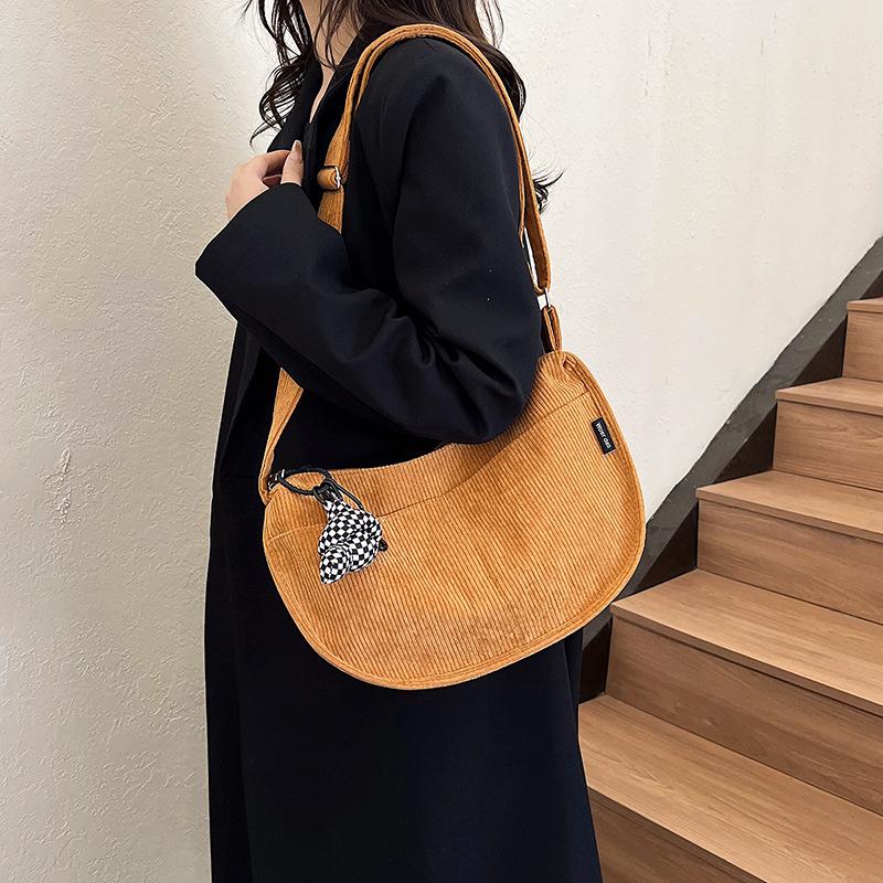 Japanese Harajuku corduroy bag female messenger ins cute dumpling bag literature and art student shoulder bag