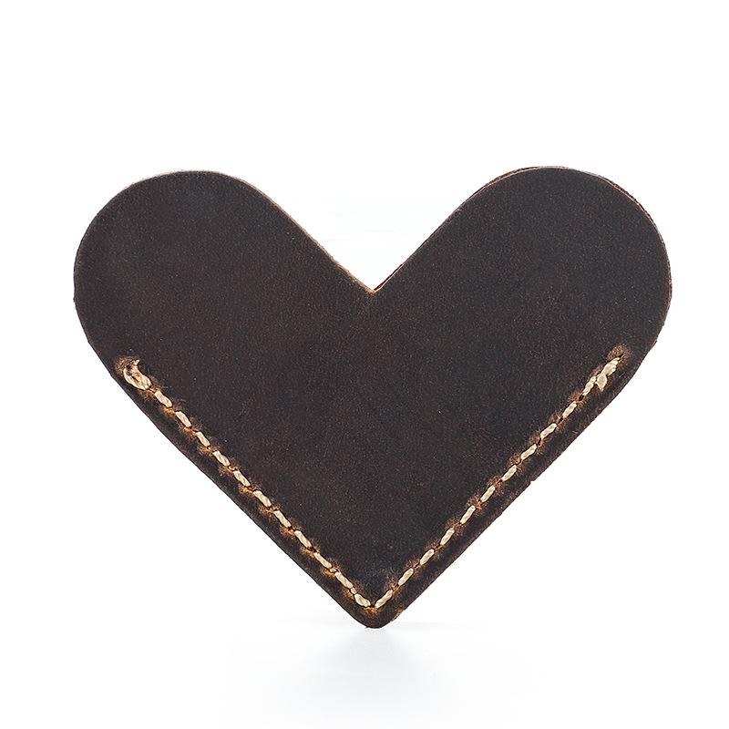 Handmade Heart-Shaped Retro Leather Bookmark – Personalized Creative Genuine Leather Page Holder. кофейный
