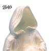 Handheld Skull Ghost 3D Printed Glow in The Dark Ornament, Gothic Hooded Statue Unique Gift for Halloween Desktop Decoration, Luminous Resin Figurine