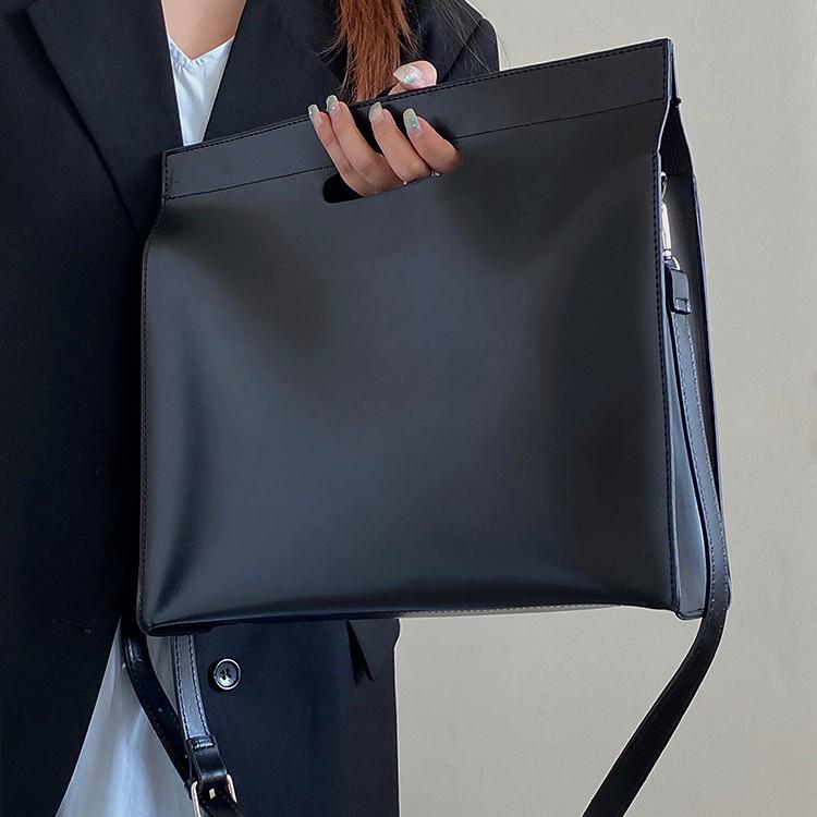 Luxury Ladies' Computer Tote: Versatile Shoulder & Crossbody Bag for Documents & Commuting