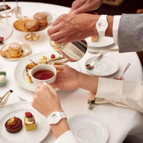 Swatch HOW MAJESTIC Gent GZ711 White Watch