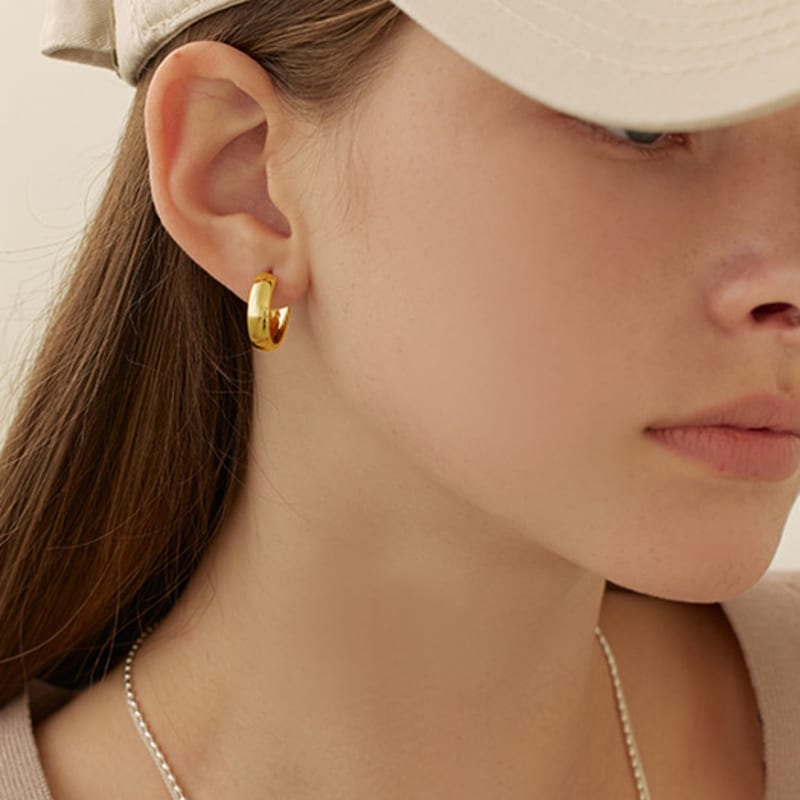 Lewe Bold Line Hoop Earring
