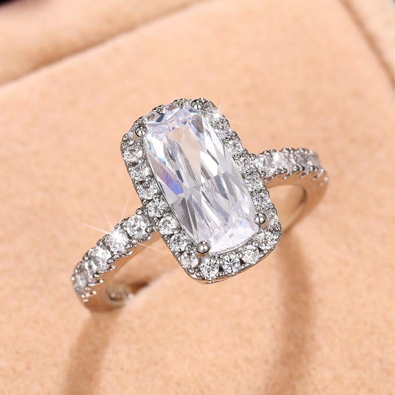 Huitan Simple Crystal Geometric Cubic Zirconia Rings for Women  Color Elegant Lady's Accessory Wedding Engagement Jewelry