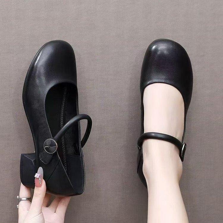 Soft leather retro Mary Jane women's shoes 2025 autumn new temperament versatile small leather shoes shallow mouth comfortable soft sole single shoes