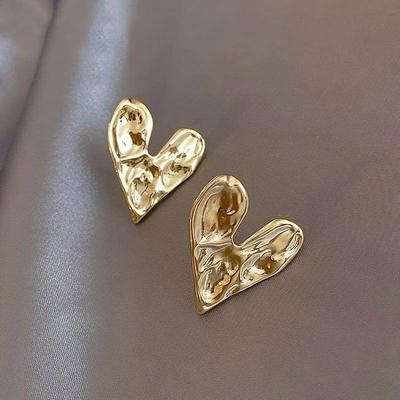 Big Heart Golden Stud Earrings for Women Simple Exaggerated Liquid Irregular Fold Temperament Smooth Creative Jewelry Girl Gift