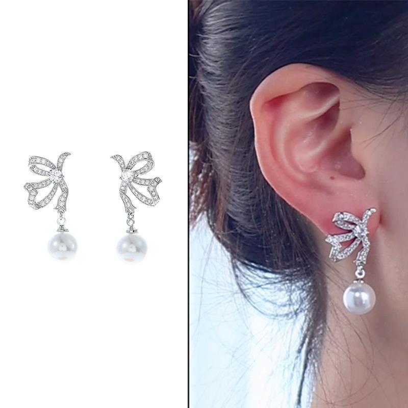 

Новая корейская тенденция циркон лук имитация жемчужные серьги для женщин модный золотой цвет серьги для гвоздиков ювелирные аксессуары для вечеринок