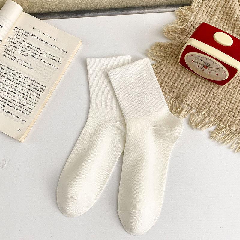 

Women s Mid-calf Socks for Autumn and Winter, Cotton Socks, College-style Women s Socks, Versatile Spring and Autumn Casual Pile Socks 1 pair білий