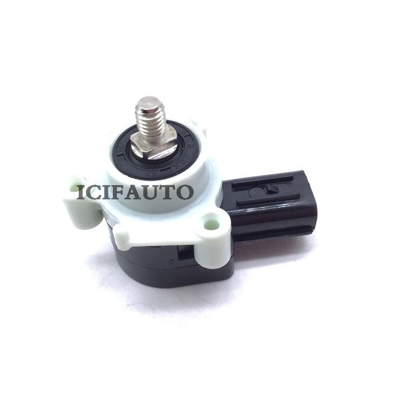GS1F-51-22YB / GS1F-51-22YC Rear Suspension Height Control Level Sensor Cable Plug for Mazda 6 2008-2011