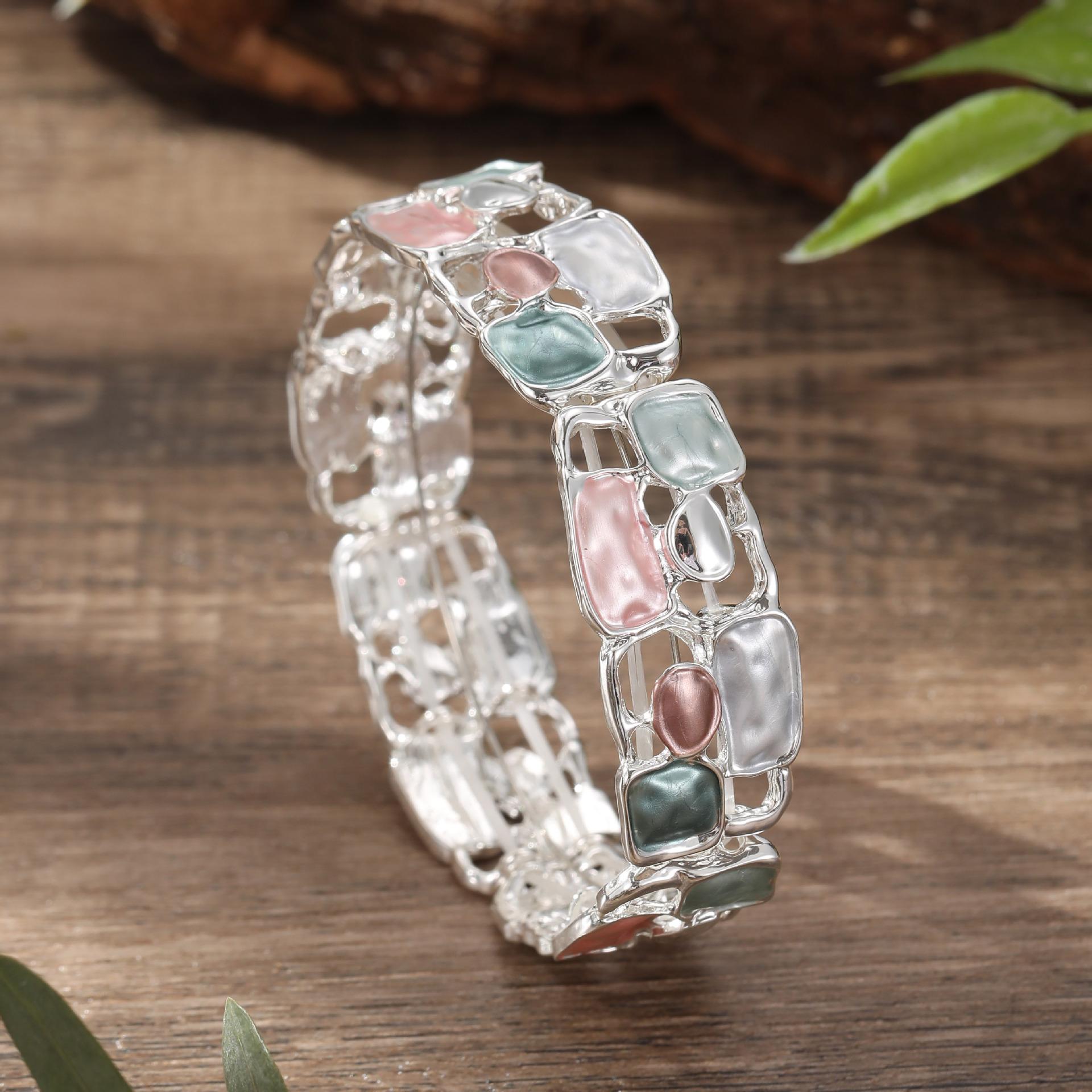 

Эмалевый геометрический полый квадратный эластичный браслет модный личностный мужской и женский универсальный сплавный браслет