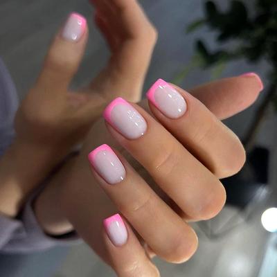 24 Stück tragbare Nagelfolie, kurze, einfache rosa French-Maniküre-Folie, Nagelfolie, tragbar, zum Aufdrücken der Nägel