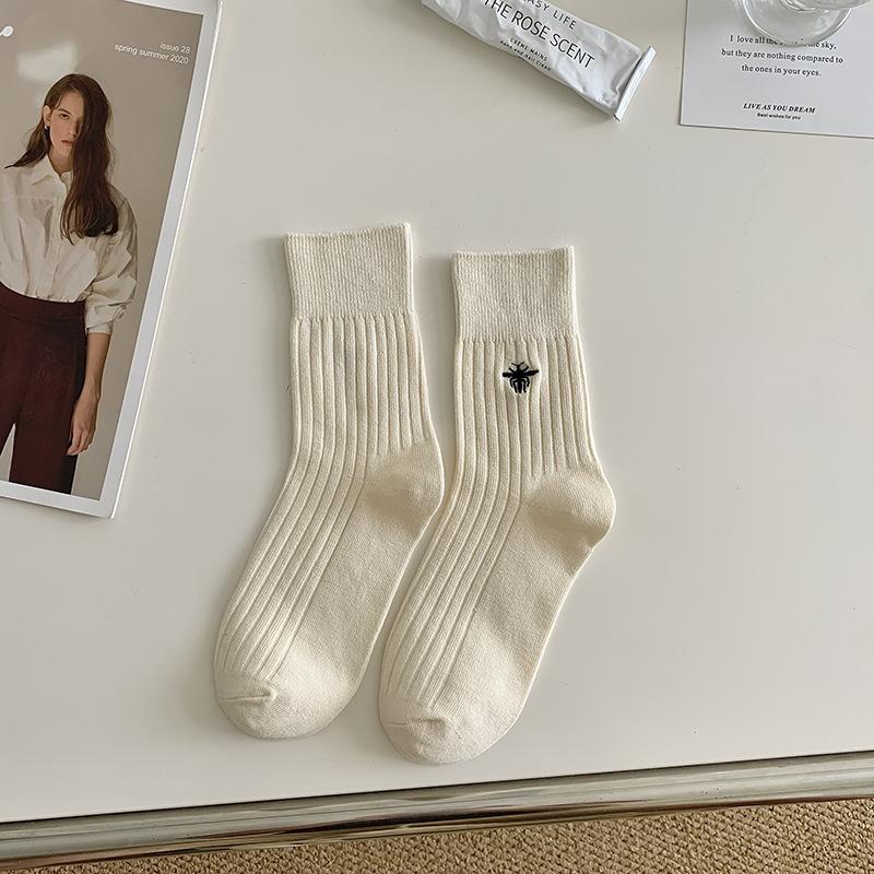 Embroidered Bee Socks Mid-Tube Socks Catwalk The Same Trendy Solid Color Cotton Socks Vertical Striped Double Needle Socks