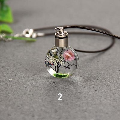 Luminoso fiore essiccato farfalla sfera di vetro ciondolo per auto decorazione artigianale per auto ciondolo decorazione per interni auto accessori per auto