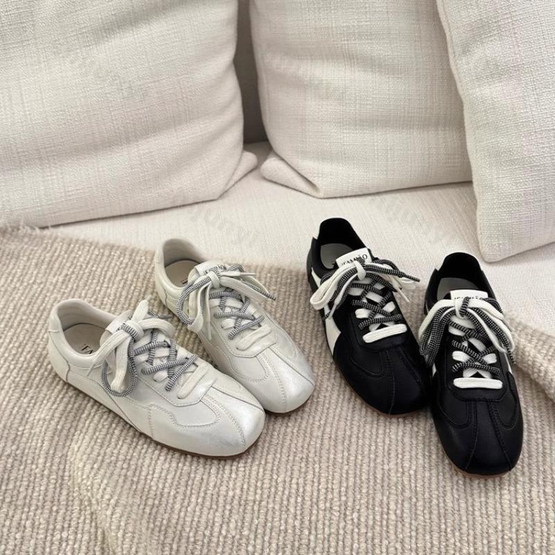 Fashion Autumn Women Flats Sport Shoes Casual Sneakers 2025 New Fashion Lace Up Running Hiking Shoes Woman Outdoor Leisure Zapatos Mujer