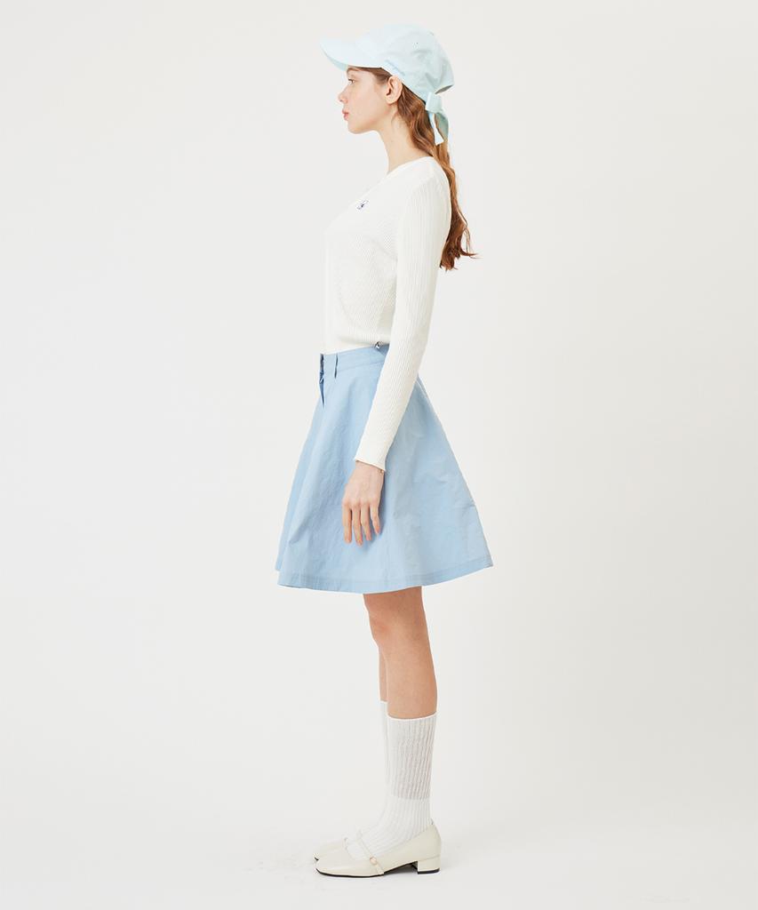 AVEN Button Point Round Neck Knit White