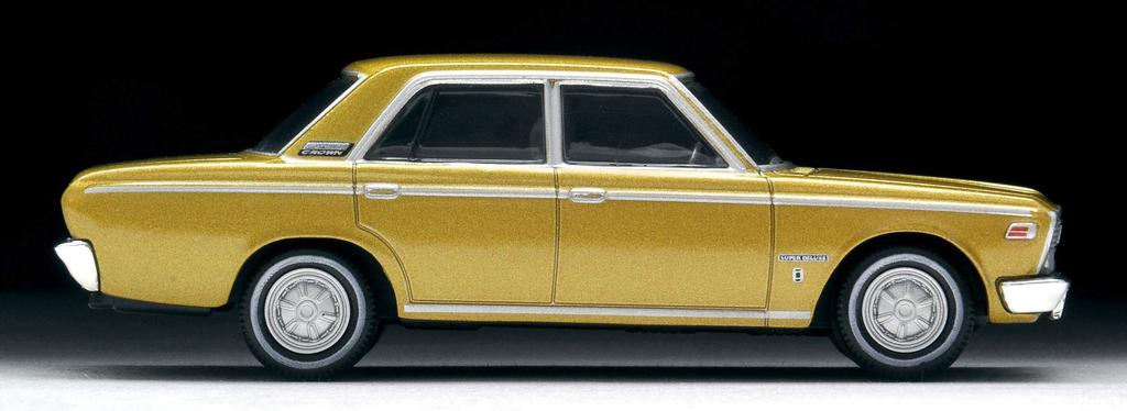 Tomica Limited Vintage Scale Toyopet Crown Super Deluxe 1969 Gold Finished Model 1/64 LV-181a