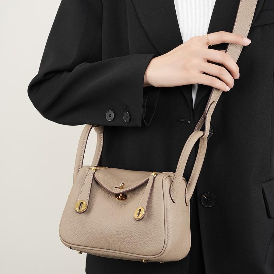 Autumn and Winter New Versatile Top-layer Cowhide Crossbody Bag Fashionable and Versatile Commuter Crossbody Bag