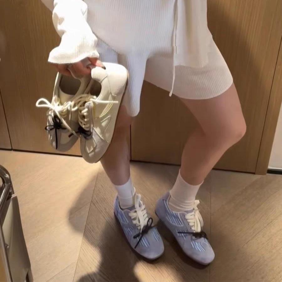 Retro blue striped German training shoes women's 2025 early autumn Forrest Gump shoes versatile breathable ballet sports and leisure white shoes