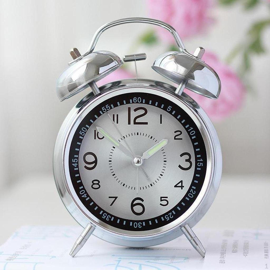 Retro Style Analog Alarm Clock Silent Non Ticking Analogue Home Decoration for