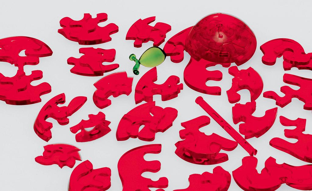 Beverly Apple Crystal Puzzle, 44 Pieces, 9.5 x 17.5 x 4.8 cm, Red, Plastic, 50071