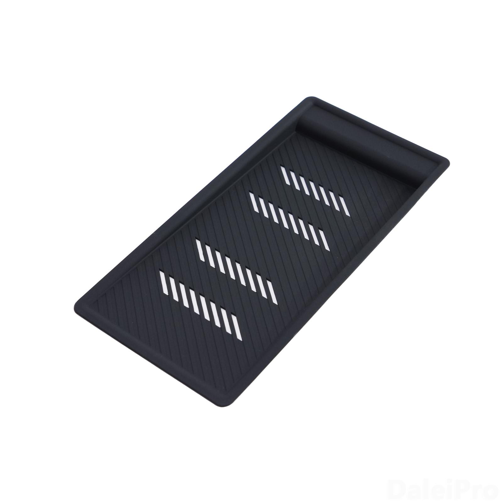 

For KIA EV6 2024 Car Wireless Charging Pad Car Phone Non-slip Mat Silica Gel Scratch-resistant Pad for EV6 Accessories чорний