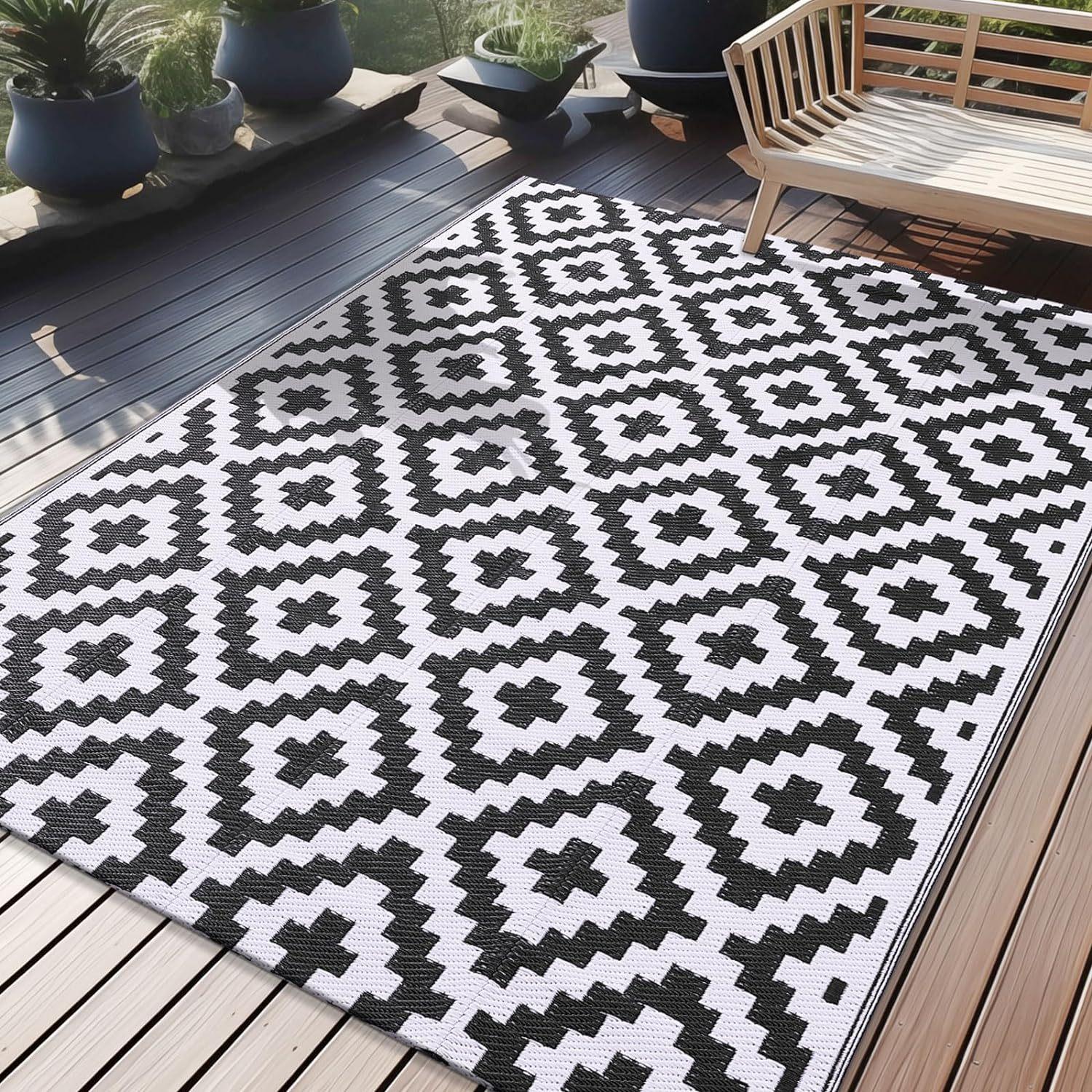 

Moisture-Proof Black & White Cross Outdoor RV Camping Mat – Durable, Portable Courtyard Tarp 152 x 243 cm білий/чорний
