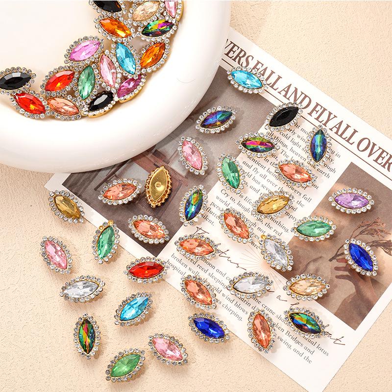 Hand-Sewn Rhinestone Sunflower Crystal Clasp DIY Clothing Accessory