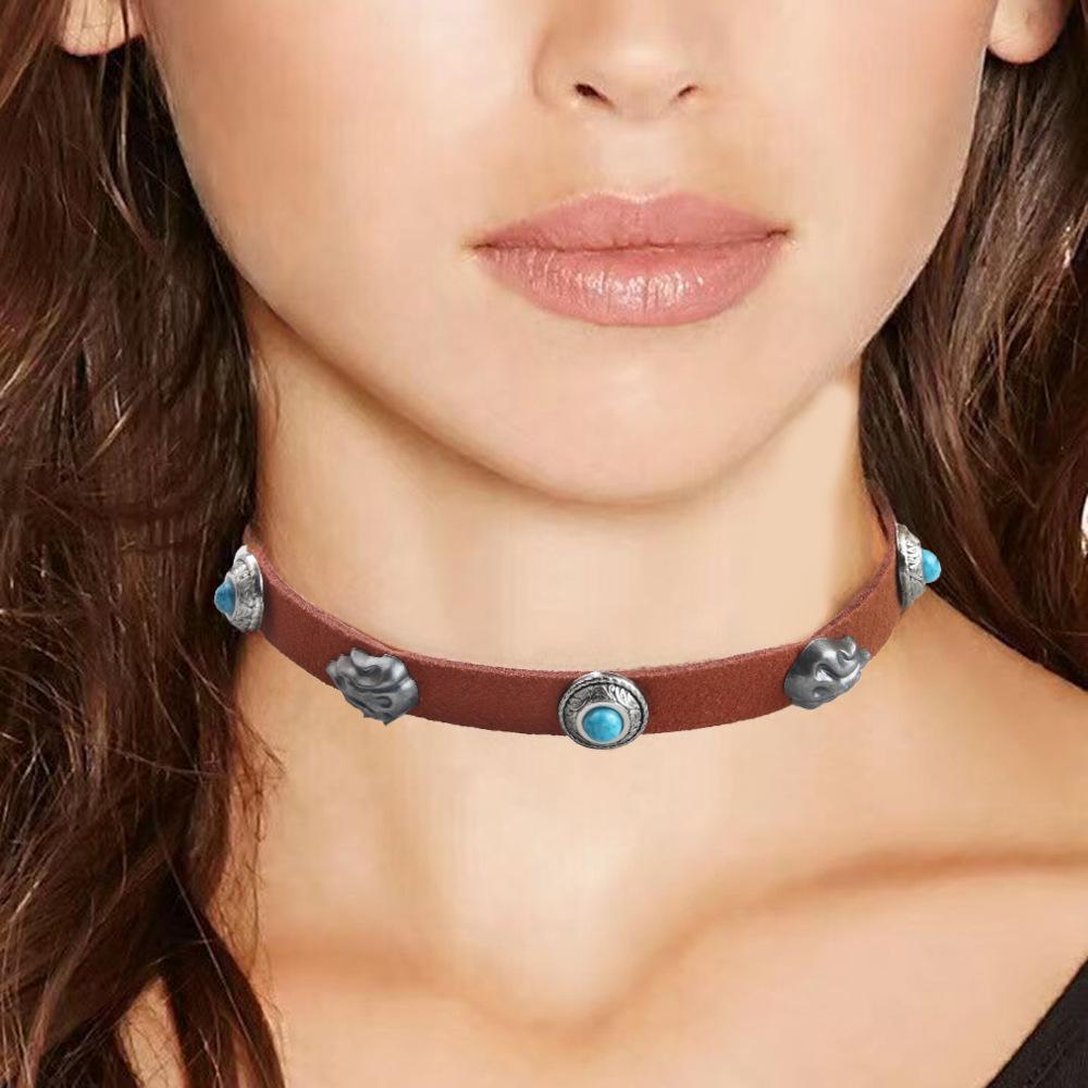 JMXD-Vintage Necklace Metal Flame Stone Velvet Turquoise Necklace, Bohemian Necklace
