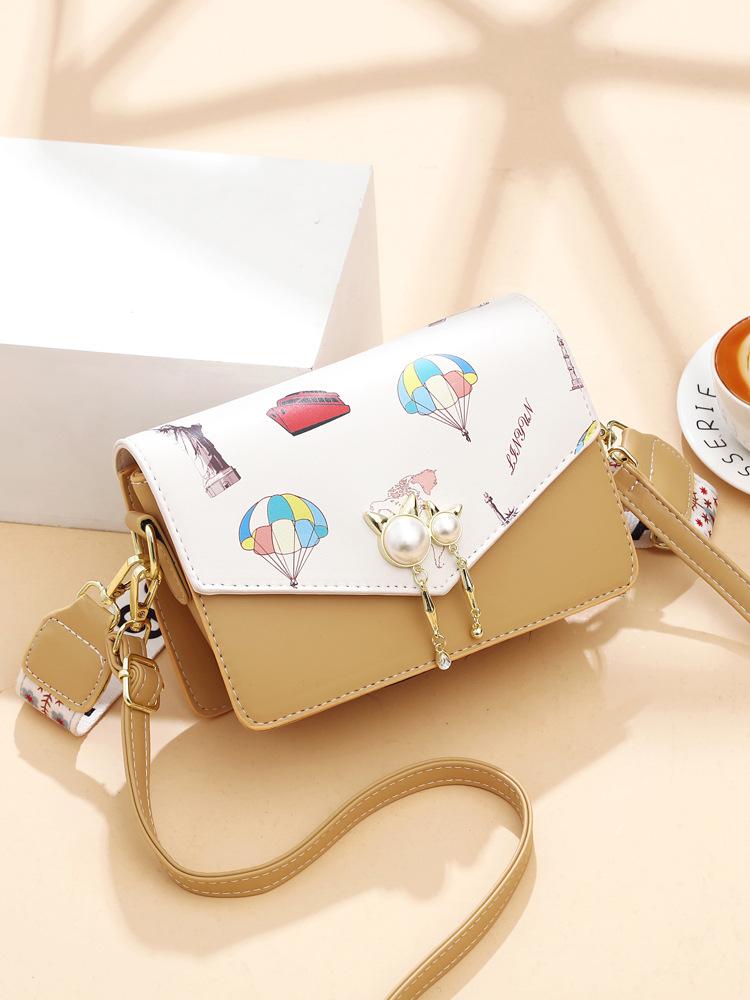 New women's bag exquisite small bag versatile fashion high sense shoulder bag messenger bag women's bag