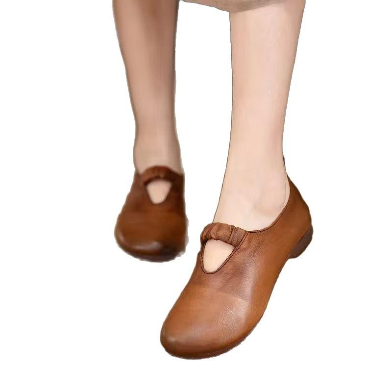 Retro Handmade Mother Shoes Flat Heel Soft Sole 2025 Spring and Summer New Round Head Shallow Mouth Single Shoes Soft Leather Versatile Women's Shoes