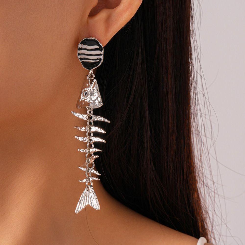 Punk Style Personality Earrings Gothic Geometric Drop Earrings Vintage Fish Bone Earrings  Lady