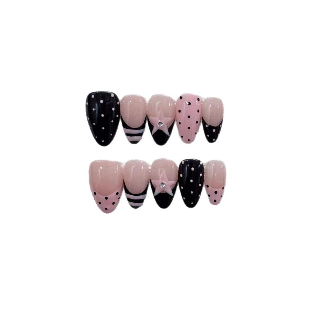 Elegant Noblewoman 3D Hand-painted Mid-length Wearable Nails – Pure Handmade High-End Design